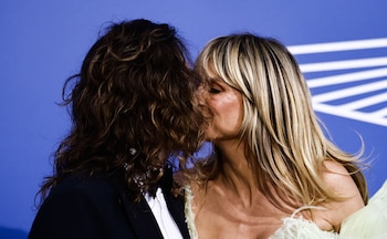 Heidi Klum explicó que comparte con Tom Kaulitz raíces alemanas y valores morales que fortalecen la pareja (REUTERS/Yara Nardi)