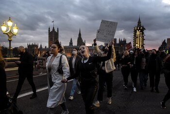 Crowds gather in London on
