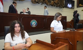 Pacientes de la Fundación Diabetes LATAM asistieron a la Asamblea Nacional a apoyar al anteproyecto de ley que garantiza el acceso a seguros de vida y al crédito bancario. (AN)