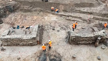 Hallan unas termas romanas de casi 5.000 metros cuadrados en el distrito de Waalfront