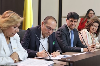 Antonio Sanguino, ministro del Trabajo, dijo que el proyecto respaldado por la Sentencia C298 protegerá los ahorros de las y los trabajadores en las cajas de compensación, además de otorgar capacidades sancionatorias a la Superintendencia de Subsidio Familiar - crédito Ministerio del Trabajo