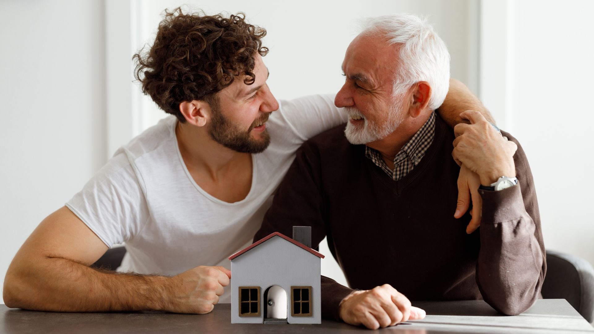 Frases prohibidas: 8 cosas que los padres senior nunca deben decirles a sus hijos adultos