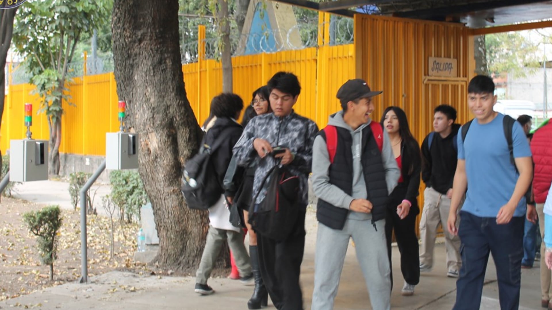 Estudiantes del CCH y de preparatorias podrán elegir carrera universitaria (Facebook/CCHAzcapotzalcOficial)