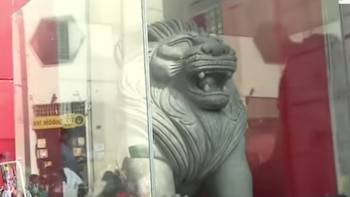 Miembros de la comunidad peruano