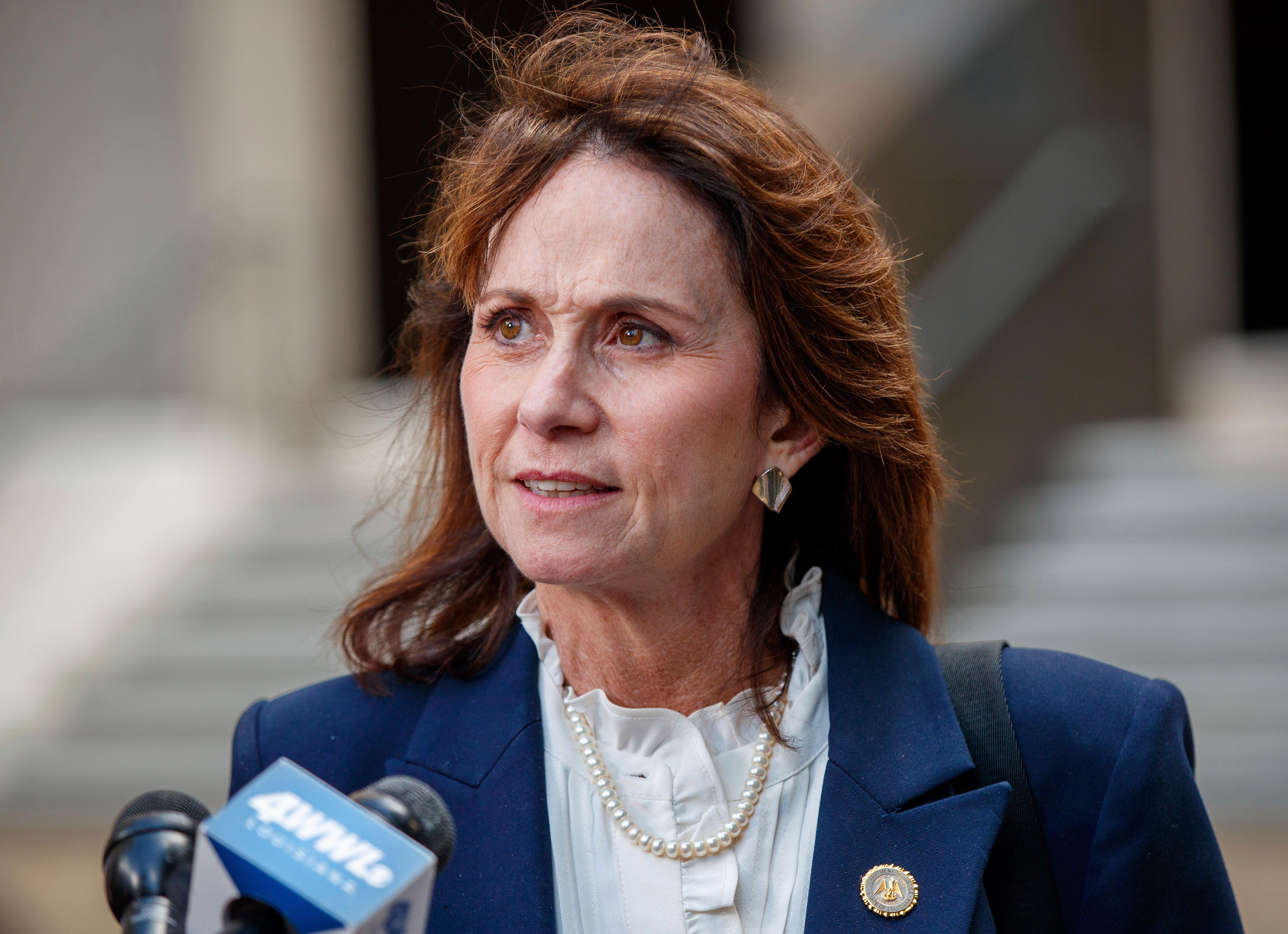 Autoridades locales y federales colaboran en el rastreo de los evadidos y en la identificación de quienes habrían colaborado con ellos. (David Grunfeld/The Times-Picayune/The New Orleans Advocate vía AP)