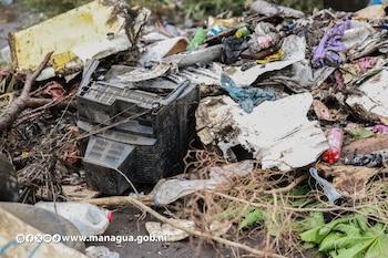 La Alcaldía de Managua informó que las precipitaciones bloquearon tragantes, cauces y alcantarillas con basura arrastrada por el agua. (Cortesía: Alcaldía de Managua)