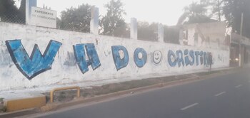 El mensaje apareció a días