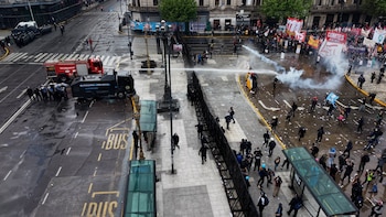 El gobierno porteño afirmó que reparar los destrozos en el Congreso costará 90 millones de pesos
