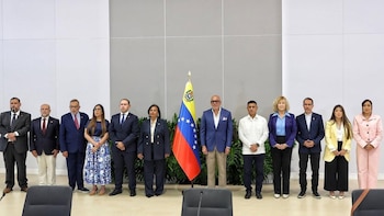 Arranca el diálogo político entre la Asamblea Nacional venezolana y representantes de la oposición
