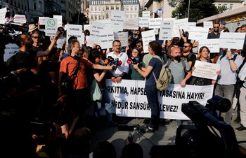Manifestación en Estambul contra un