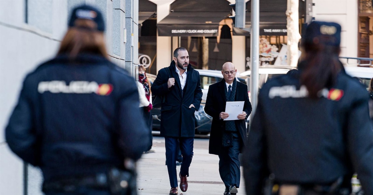 Pope León XIV's Spain Visit Highlights Migration, as Corruption Cases Intensify