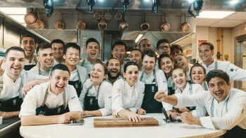 Mauro Colagreco junto a su