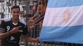 Raúl Becerra, goleador argentino del