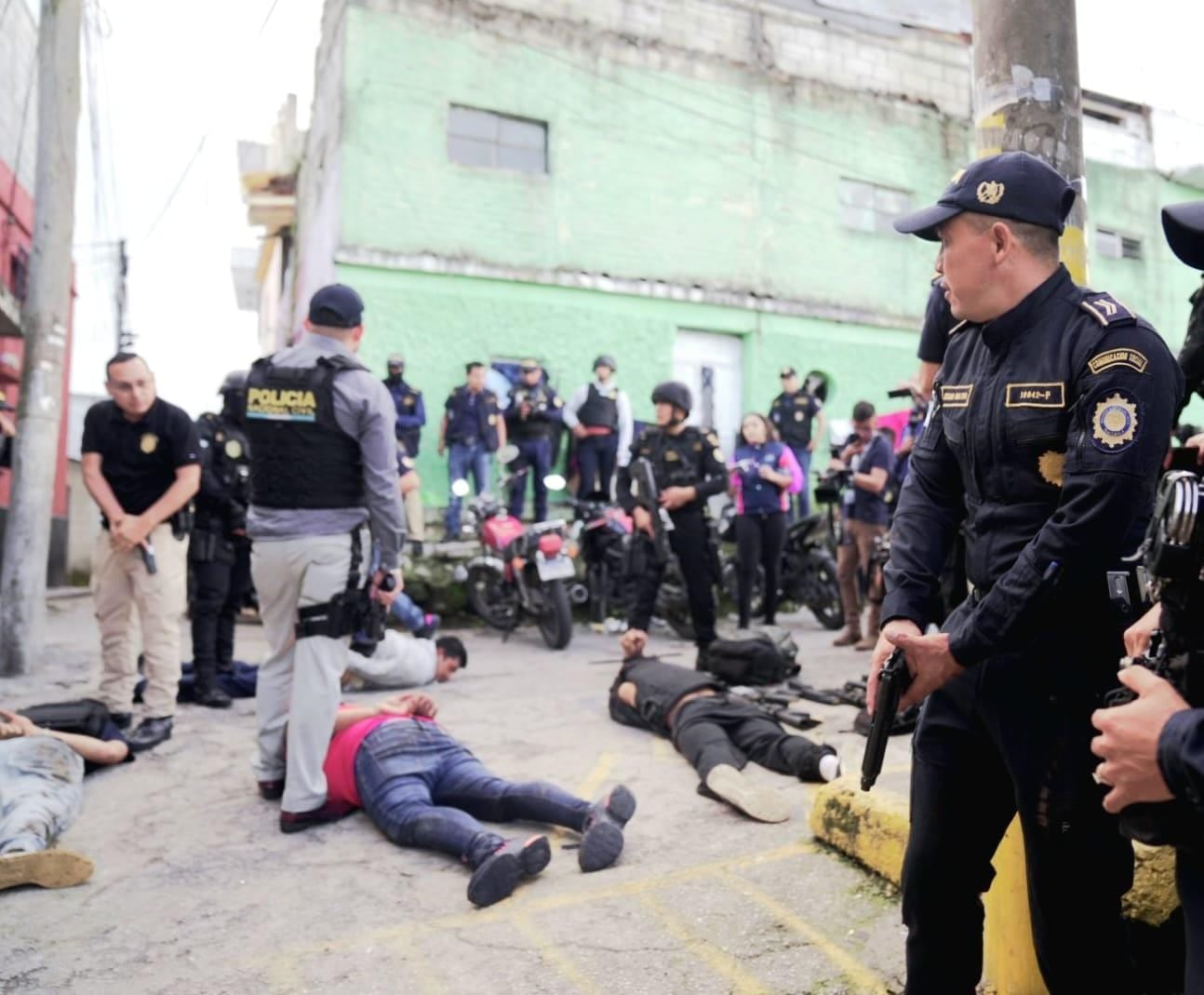Analistas de seguridad atribuyen la violencia en Guatemala a la disputa territorial entre la Mara Salvatrucha, el Barrio 18 y la estructura de narcomenudeo Los Caradura. (PNC)
