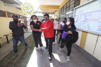 Pedro Castillo evitó responder a