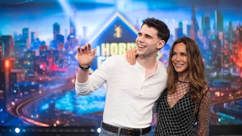 Lydia Bosch y Julio Peña desvelan sus métodos para copiar en exámenes en ‘El Hormiguero’: “Si ha podido engañarme le voy a subir la nota”