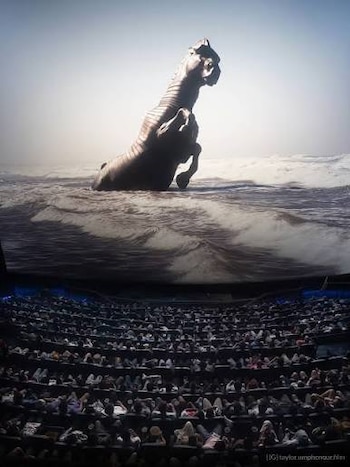 'La Odisea' en 18K: La pantalla gigante de Bruselas que atrae a cinéfilos de todo el mundo