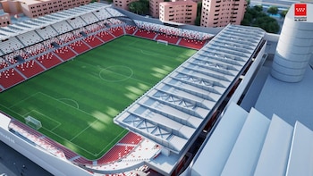 Ayuso no derribará el estadio del Rayo Vallecano: el plan es construir un parking y una zona comercial y que vuelva a ser como en 1955 para aumentar el aforo