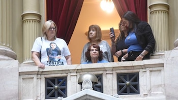 Familiares de víctimas de delitos