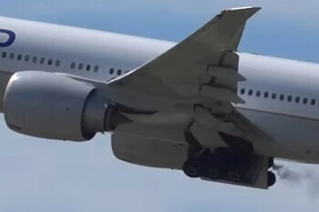 El Boeing 777-300 operado por