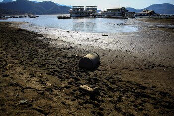 Debido a los críticos niveles