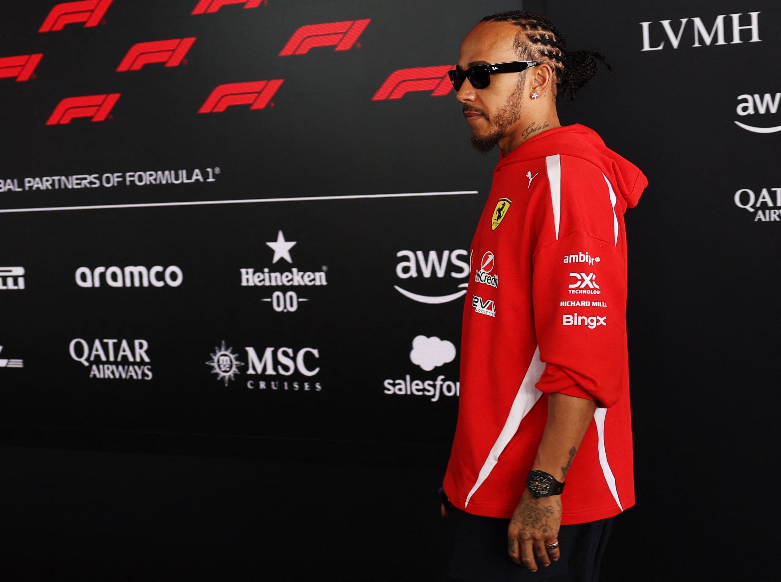 Hamilton, uno de los pilotos más experimentados en la grilla, señaló que los pilotos no tienen peso en las decisiones de la F1 (REUTERS/Issei Kato)