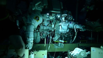 Cómo la NASA prepara a sus astronautas para trabajar en la Luna