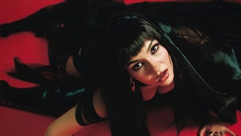 Victoria Justice llega a México para celebrar el relanzamiento de ‘Love Zombie’: dará exclusiva fiesta de Halloween
