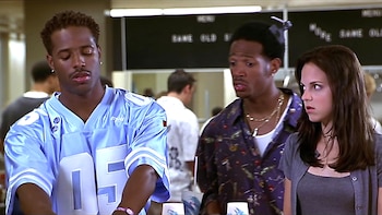 Marlon Wayans joven actuando en Scary Movie
