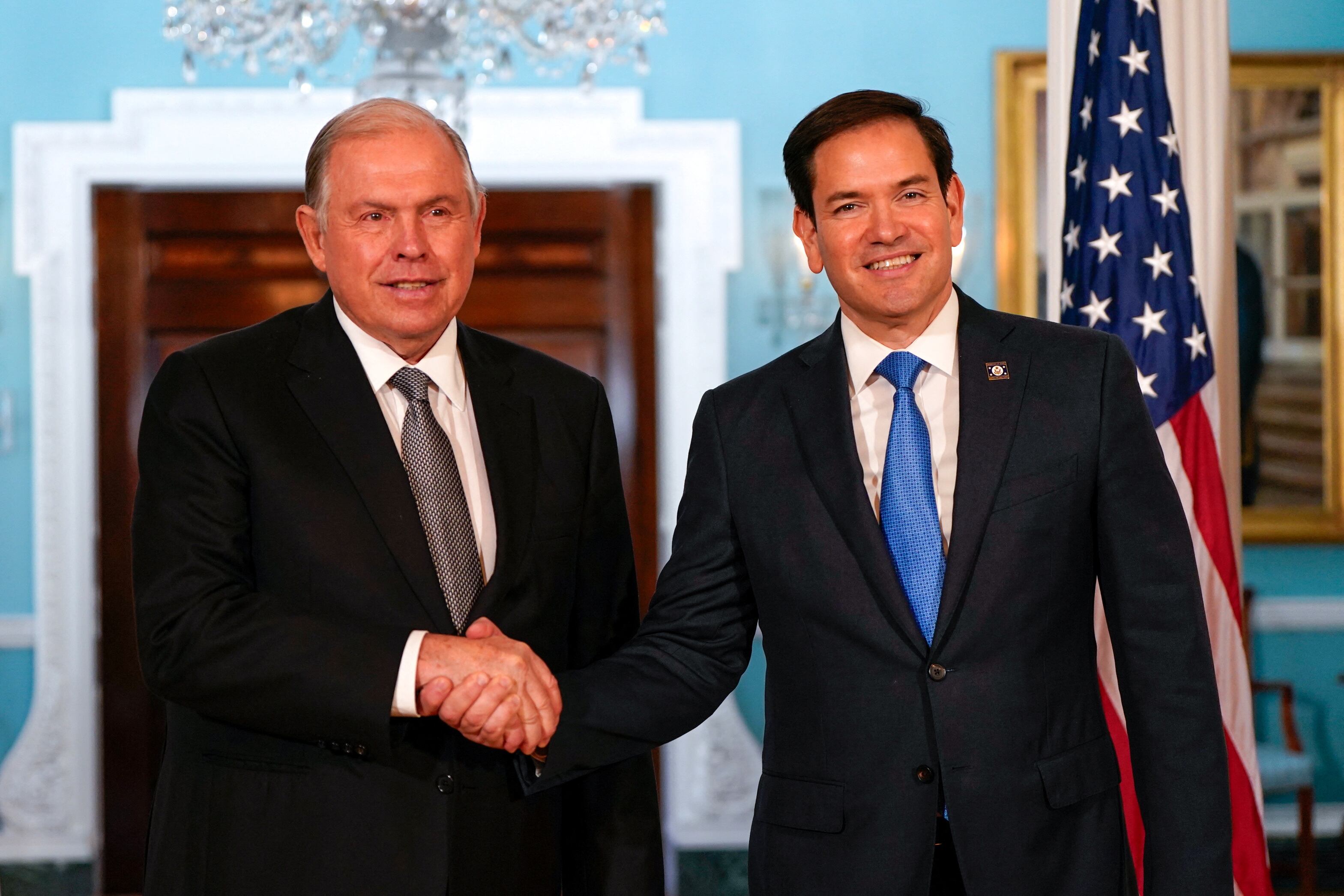 Gerardo Werthein y Marco Rubio, durante una reunión en Washington, (Estados Unidos)