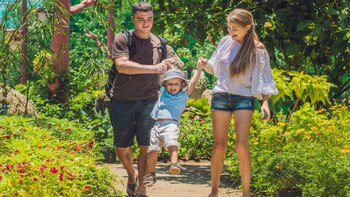 Familias enteras van a salir a relajarse un poco luego de las fiestas por la llegada del 2023. (Freepik)