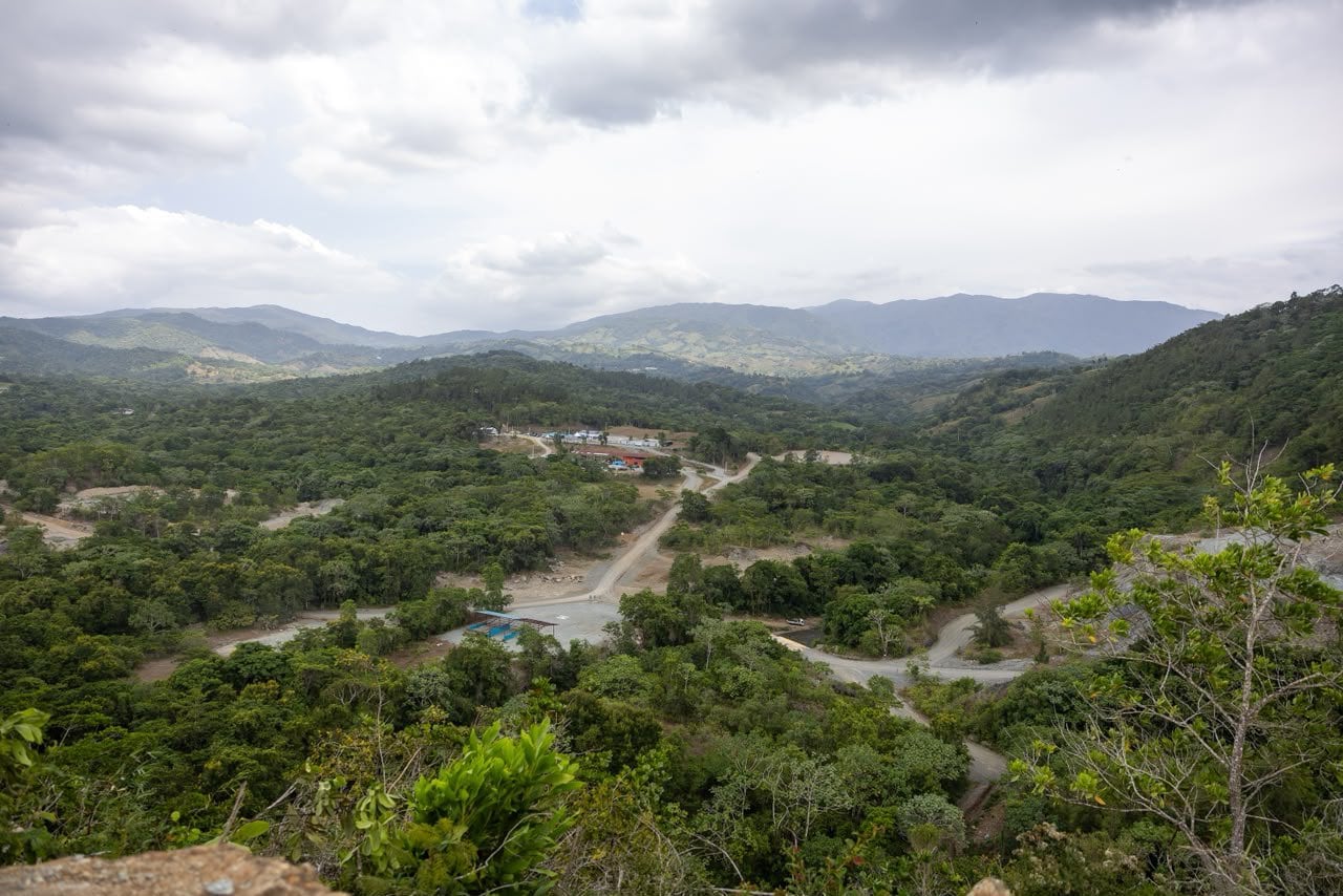 Los bonos azules financiarán la protección y restauración de cuencas, el tratamiento de agua, el saneamiento y la restauración de hábitats. (Foto cortesía Presidencia de la República Dominicana)