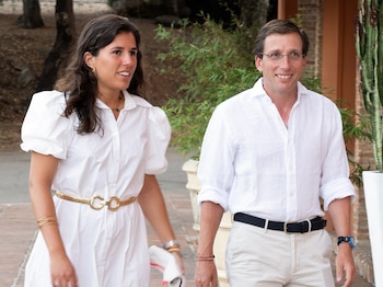 José Luis Martínez-Almeida y Teresa Urquijo. (José Ruiz/Europa Press)
