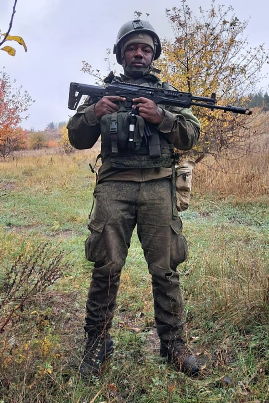 Patrick Kwoba afirma que resultó herido mientras estaba destinado a combatir en Ucrania entre las tropas rusas (FOTO: Patrick Kwoba/CNN)