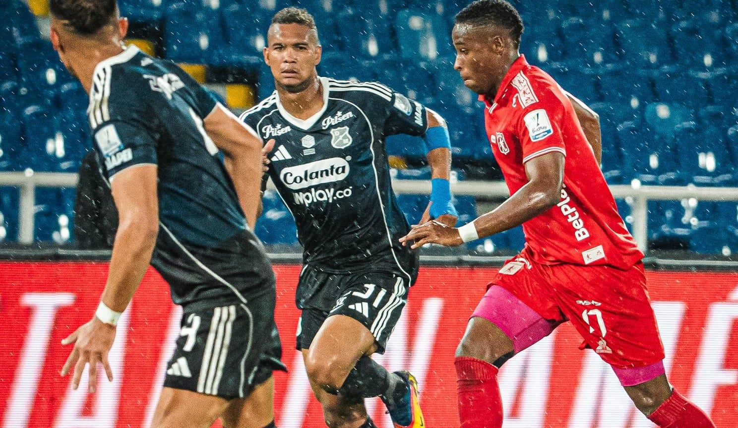Medellín llegó a tres partidos sin victoria, mientras que América hila tres partidos sin conocer la derrota - crédito América de Cali