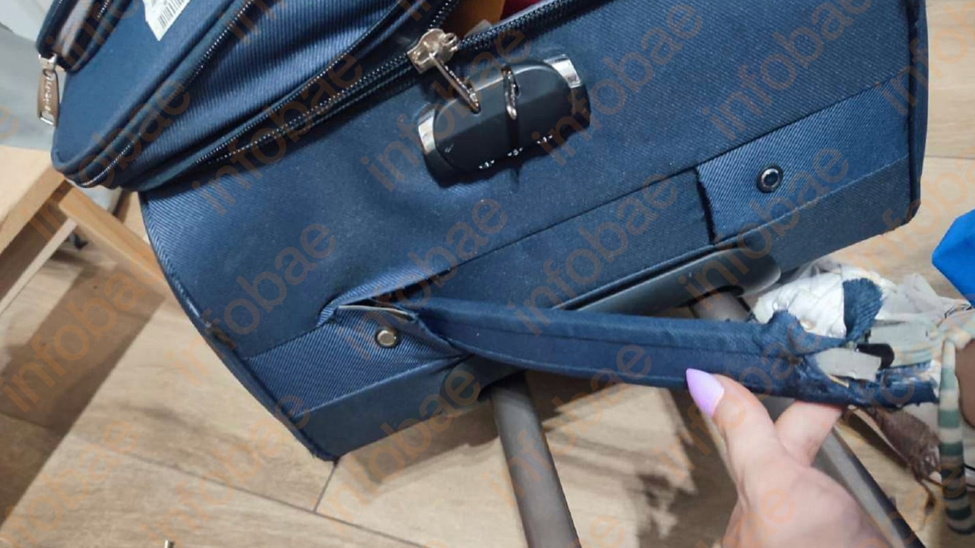 Viajó a España, la aerolínea le entregó la valija cuatro días después y rota: deberán indemnizarla en pesos y dólares