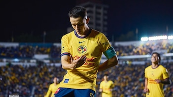 América golea a Chivas 4