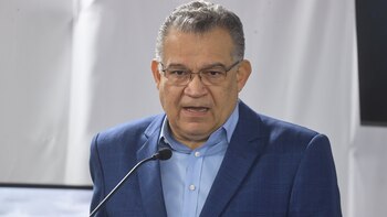 Candidato antichavista valora que Petro