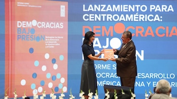 Guatemala: informe del PNUD advierte que la democracia en América Latina se erosiona pese a su peso regional