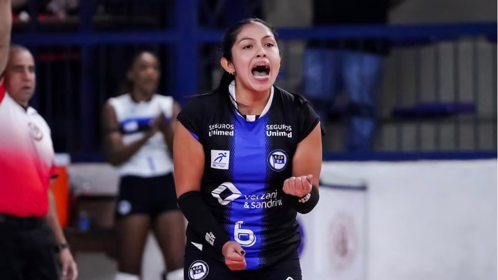 Paola Villegas sigue consolidándose en Pinheiros: debutó en la Superliga brasileña y gana protagonismo