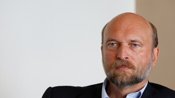 Habló el ex banquero de