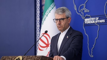 Irán rechaza la "hipocresía" de