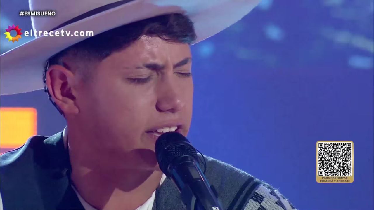 Jeremías Vespasiano conquistó al jurado con su folclore, interpretando Chacarera del Triste y recibiendo ovación del público