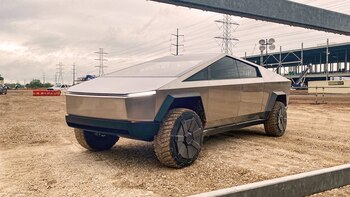 Elon Musk supevisó las obras