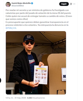 El ministro Daniel Rojas Medellín denunció hostigamiento en su punto de votación - crédito @DanielRMed/X