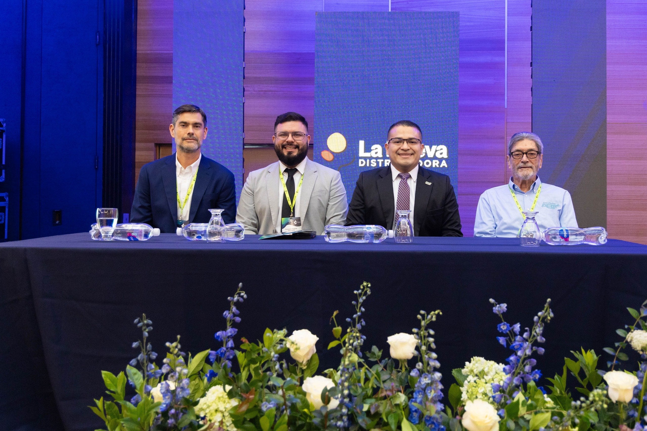El Congreso Internacional de Inocuidad Alimentaria celebró su segunda edición en El Salvador contó con autoridades del país, más de 370 participantes y 40 empresas e instituciones./ (Redes de Noé Geovanni García)