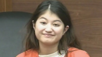 La joven que mató a su madre de 79 puñaladas y se convirtió en estrella de TikTok: “Creí que estaba salvando al mundo”