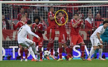 Cuando Claudio Pizarro jugó con