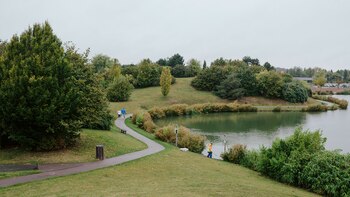 Un parque en Hénin-Beaumont, Francia,