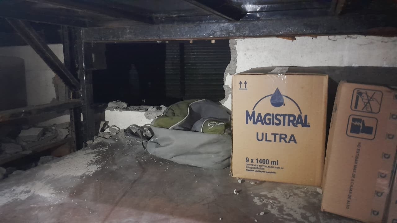 Otro de los agujeros realizados por los boqueteros